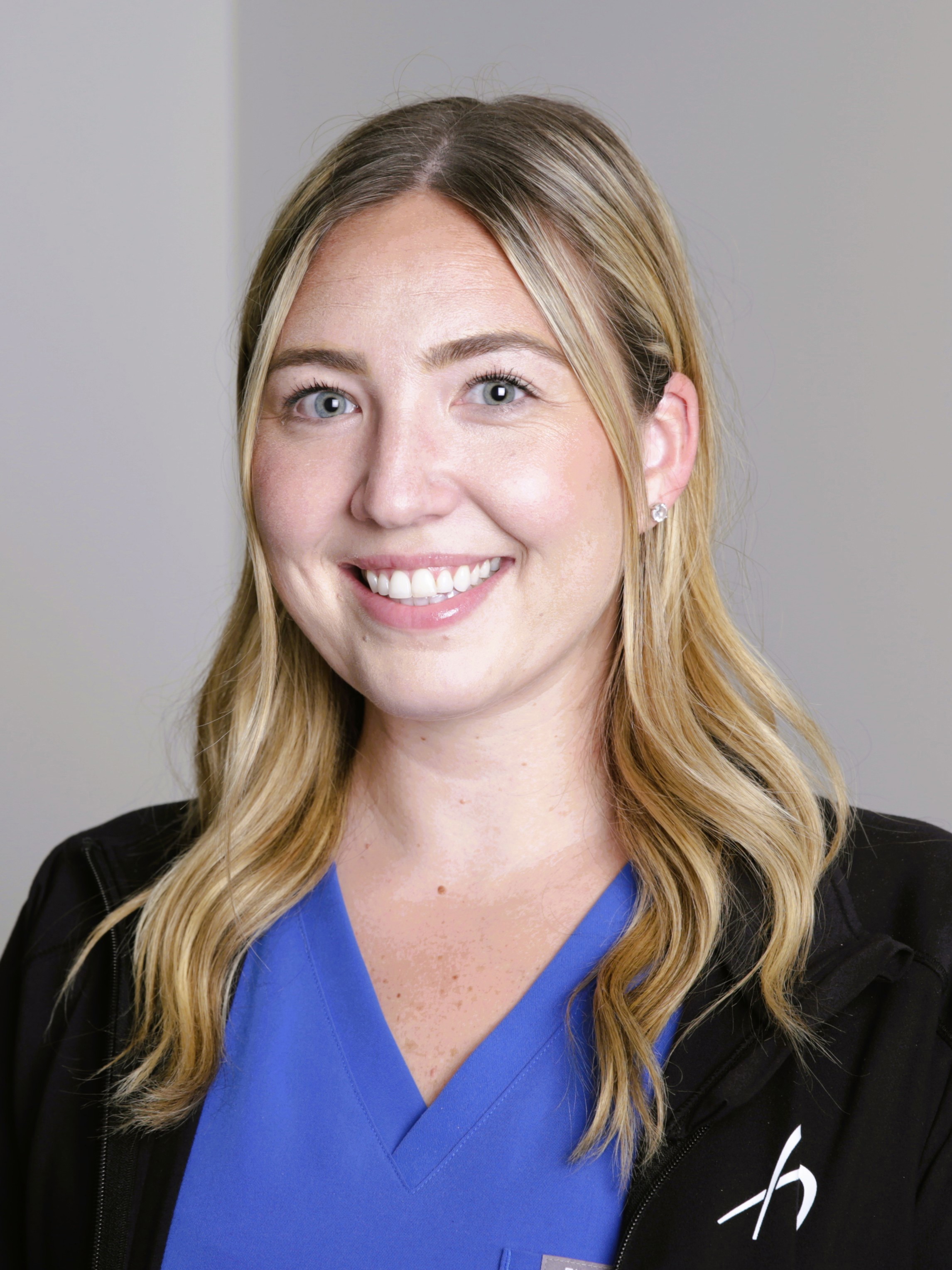 Dr. Kristin Klutcharch, DMD