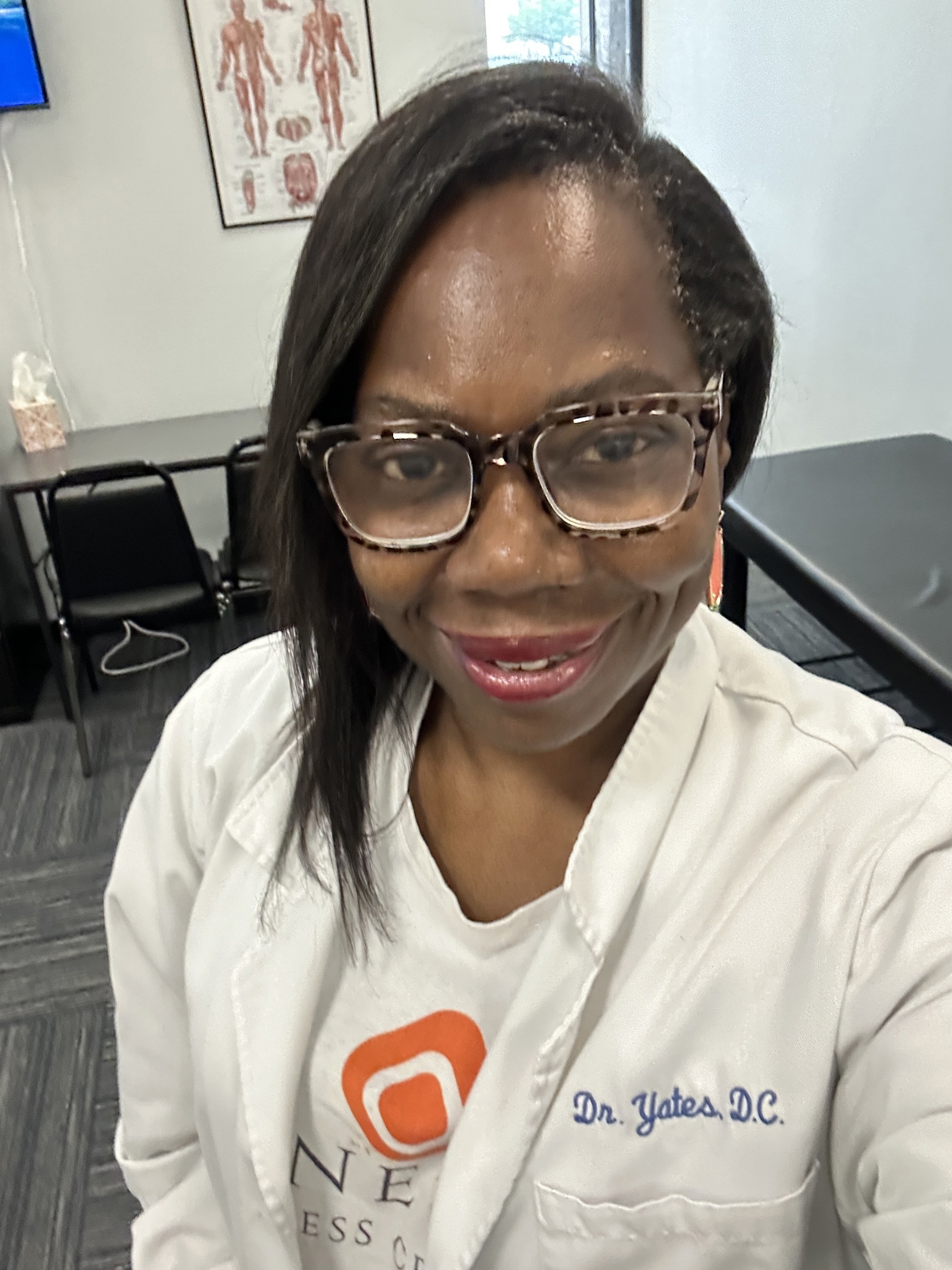 Dr. Marilyn Yates, DC
