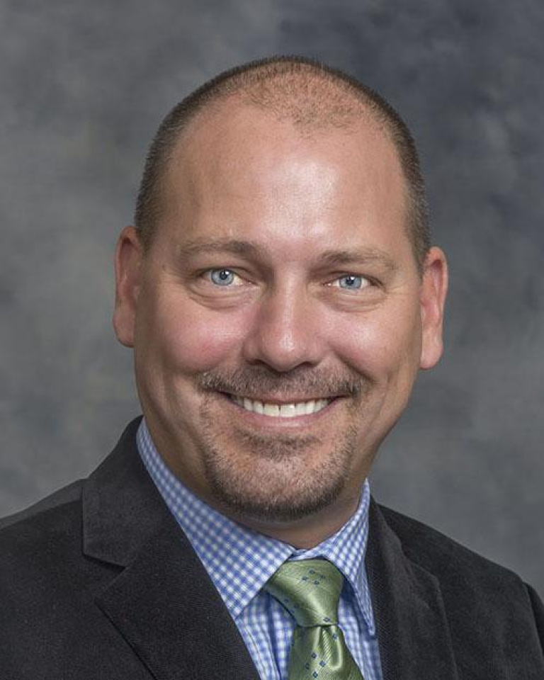 Dr. Nico Vehse, MD