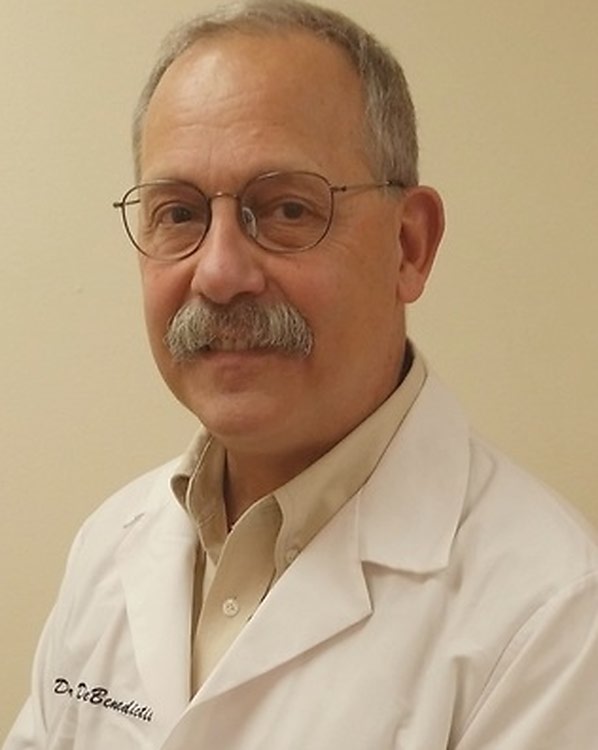 Dr. Thomas De Benedictis, DPM