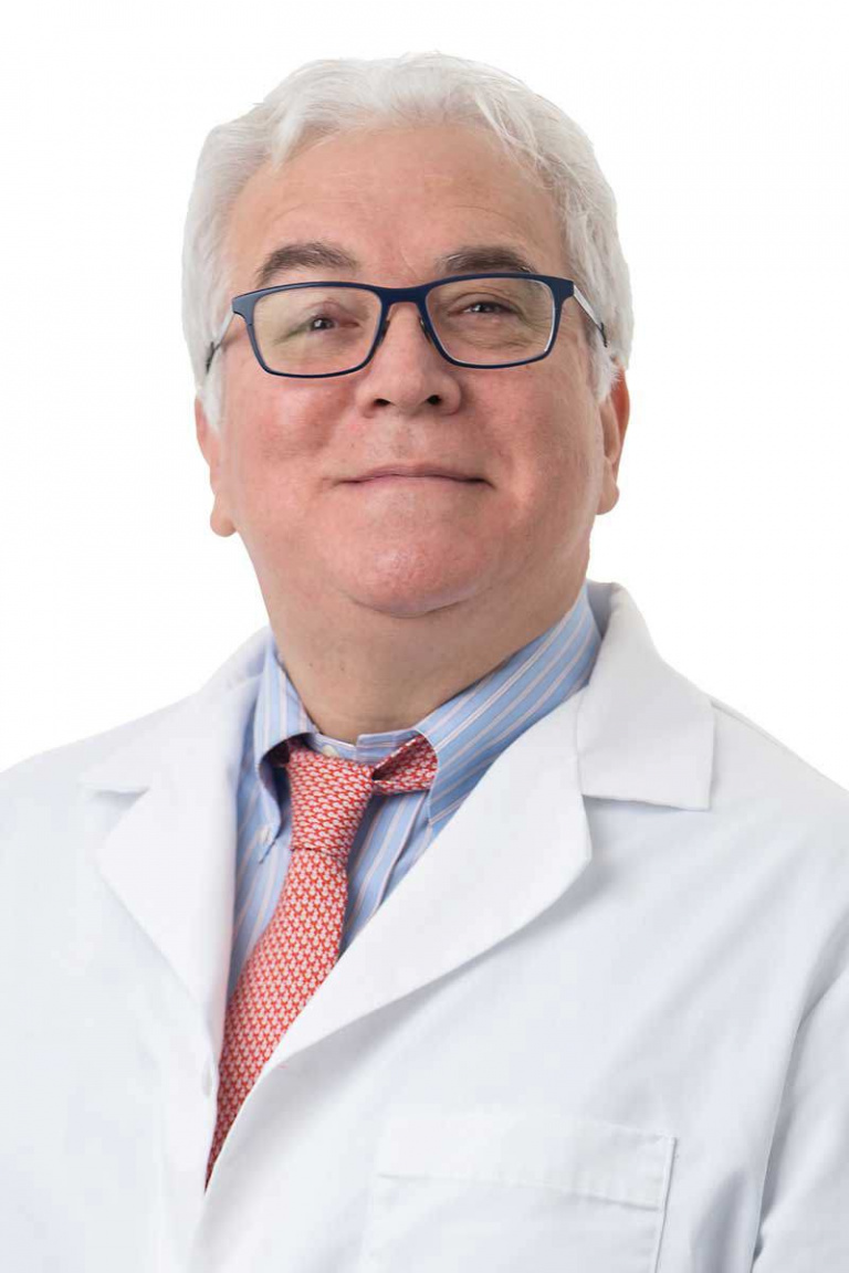Dr. Mauricio Valdes, MD