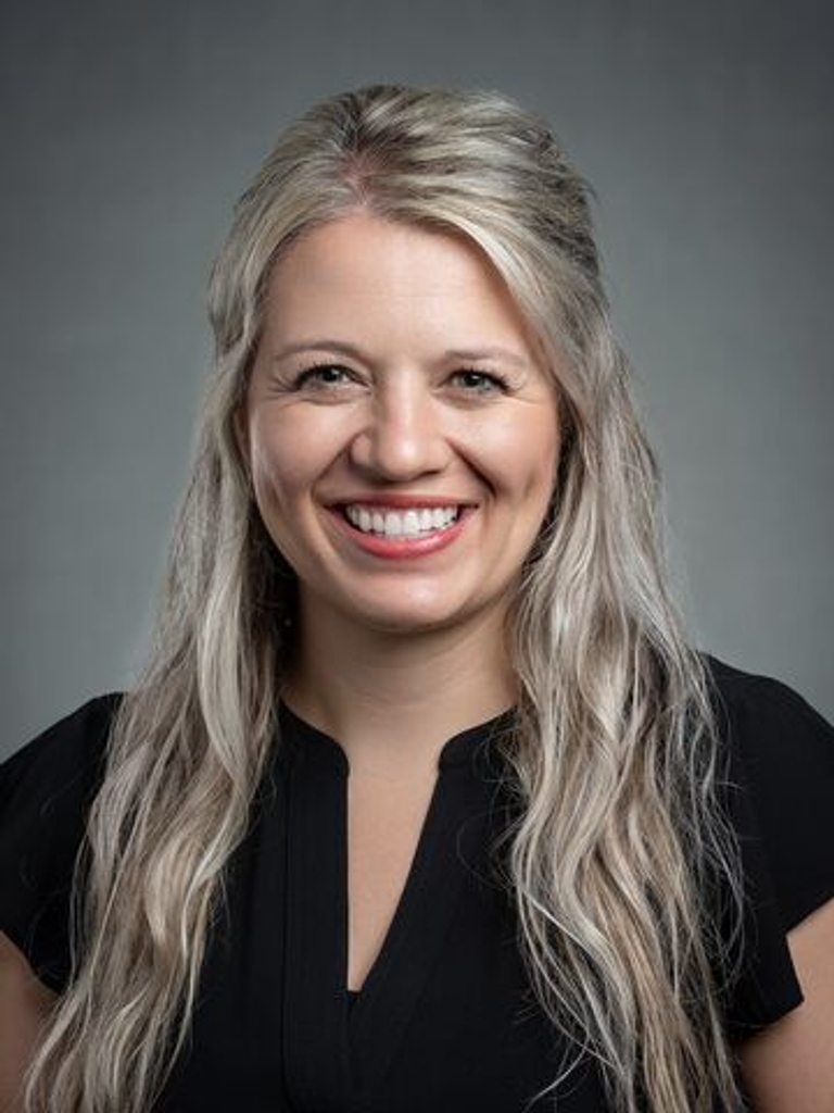 Dr. Raquel Cardenas-Stophel, DO