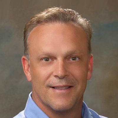 Dr. Robert Creighton, DPM