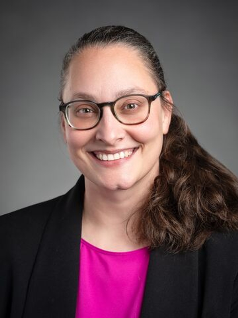 Dr. Lynn Davis, MD