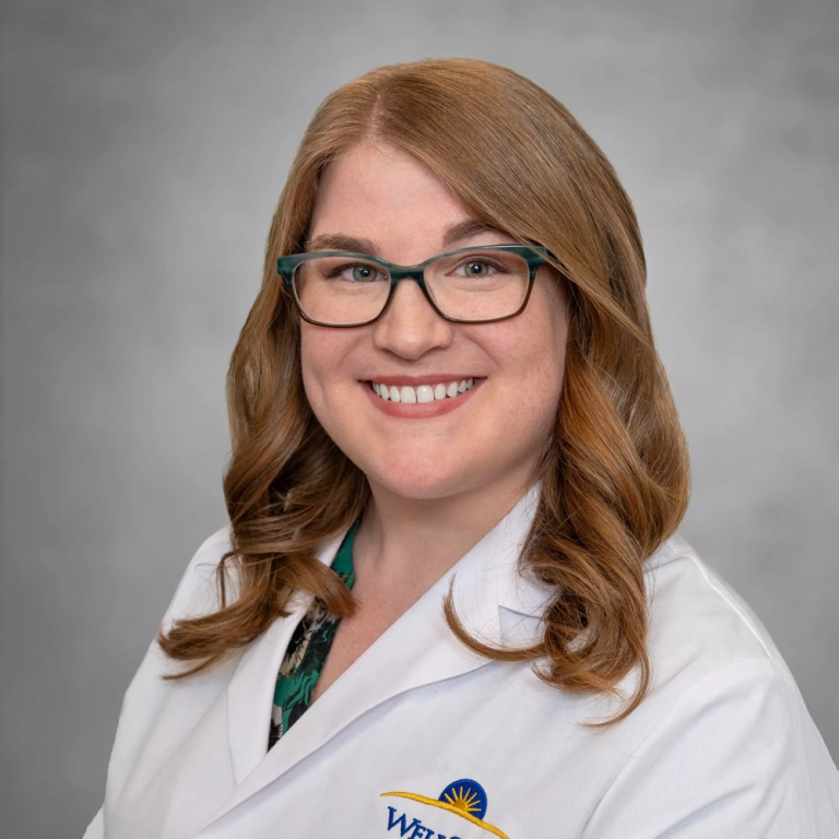 Dr. Amanda Arnold, AuD