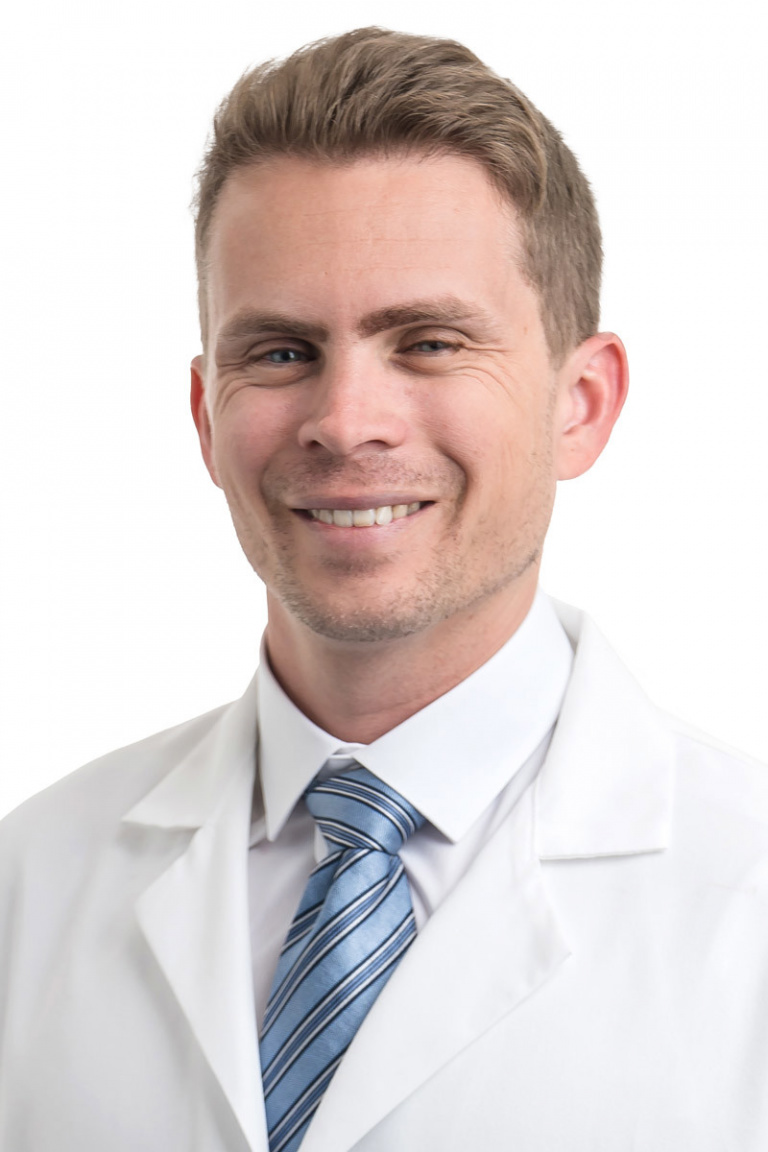 Dr. Roger Kelly, DO