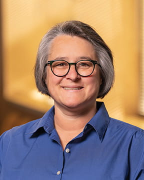 Dr. Claudia Lovings, AuD