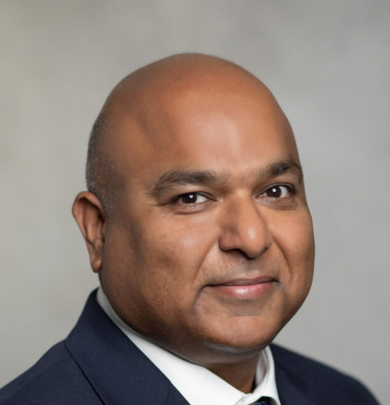 Dr. Vineet Hansaria, MD