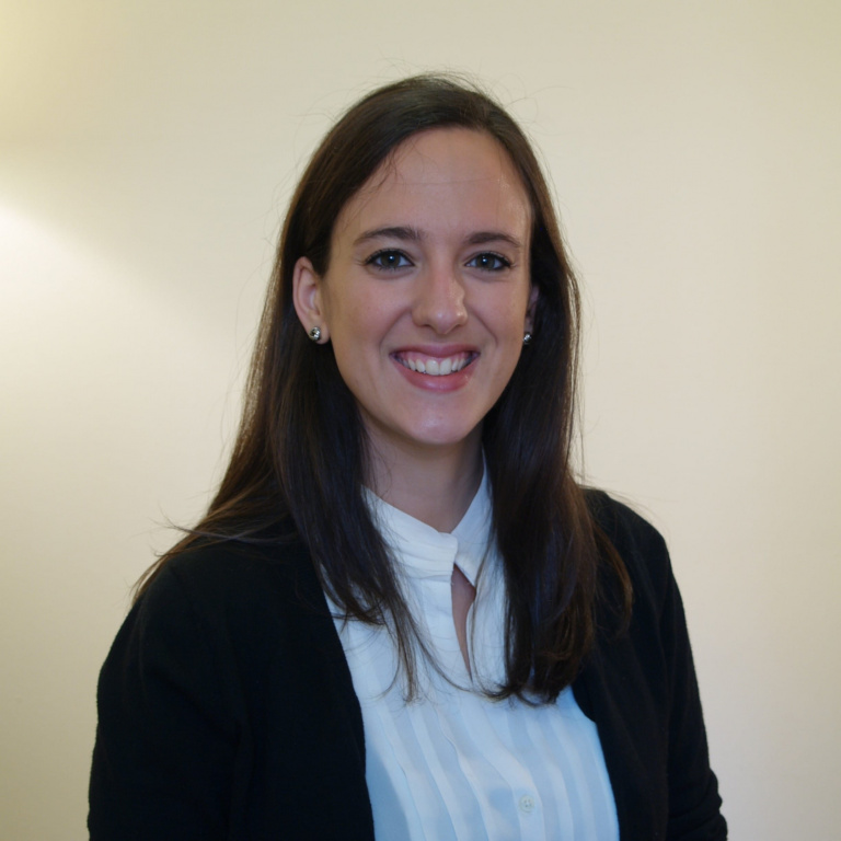 Dr. Zoey Stoumbos, MD