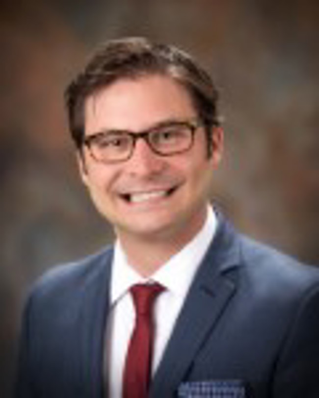 Dr. Adam Baker, MD, Head & Neck Surgery Otolaryngologist Grand