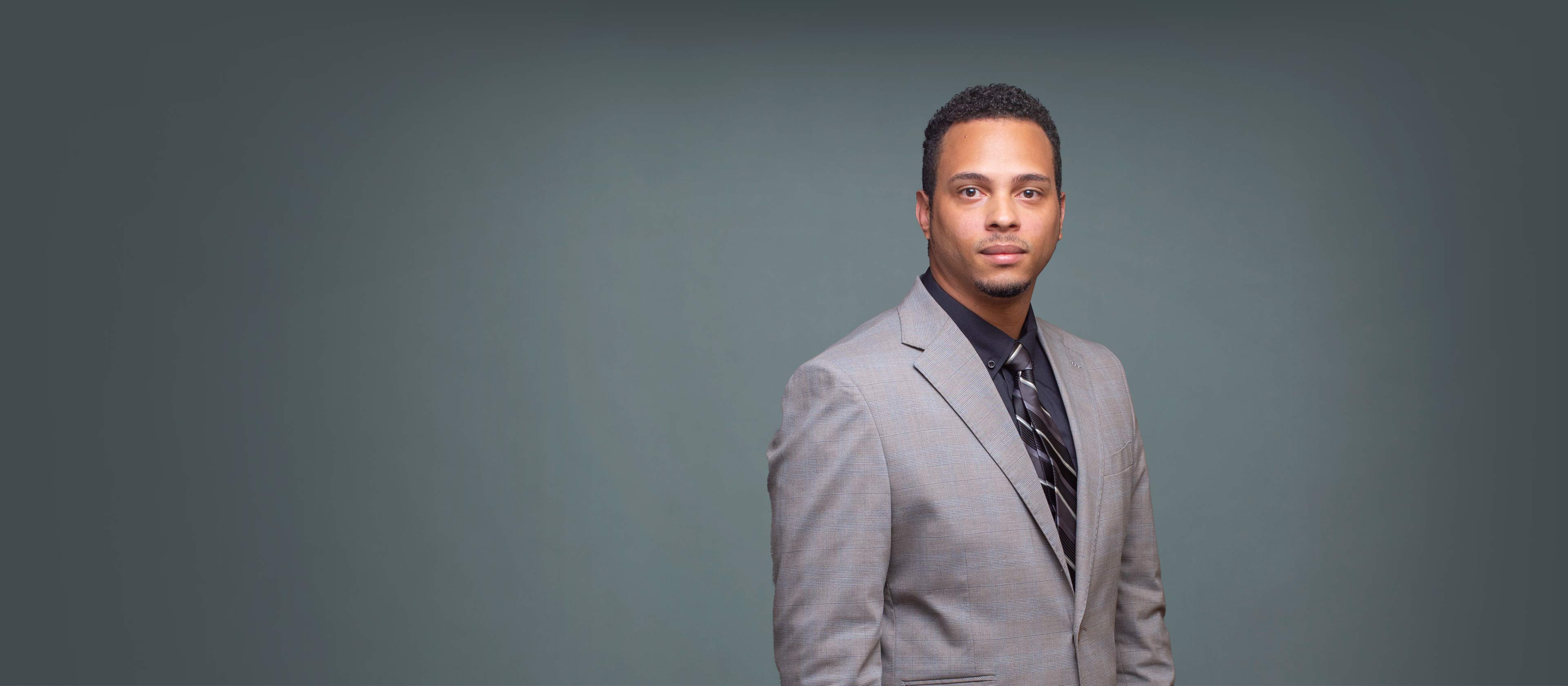 Dr. Roberto Cabral, MD