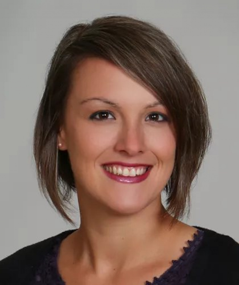 Sara Leis, CRNP