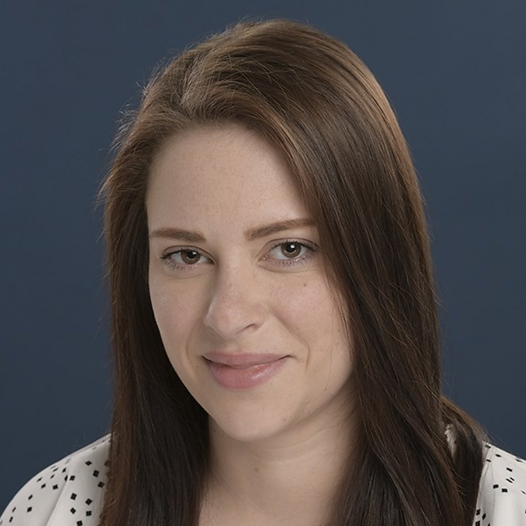 Elysia Kressler, PT