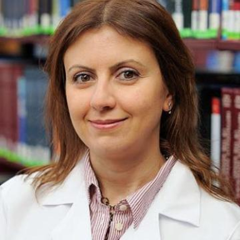 Dr. Claudia Nader, MD