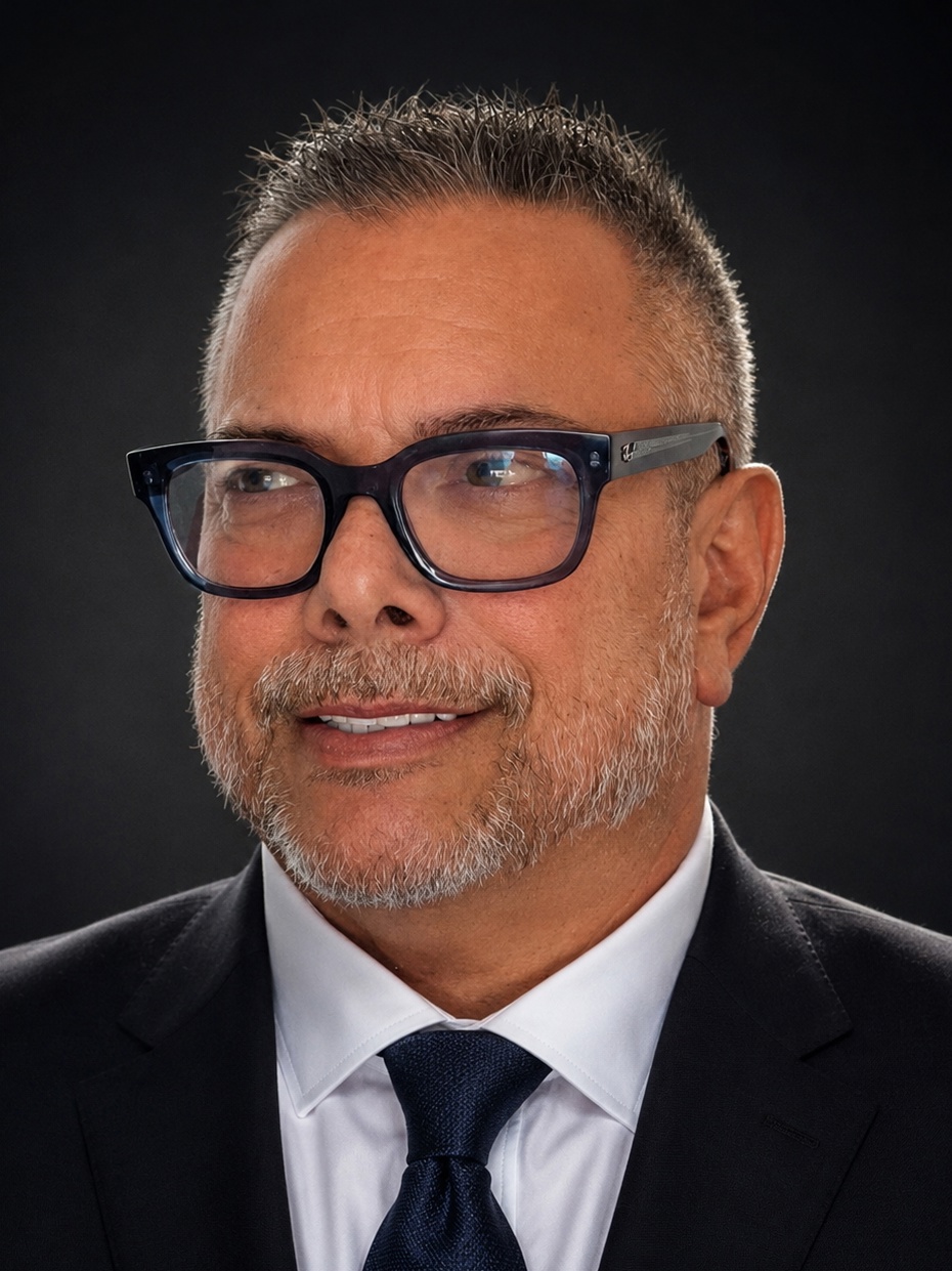 Dr. Armando Falcon, MD