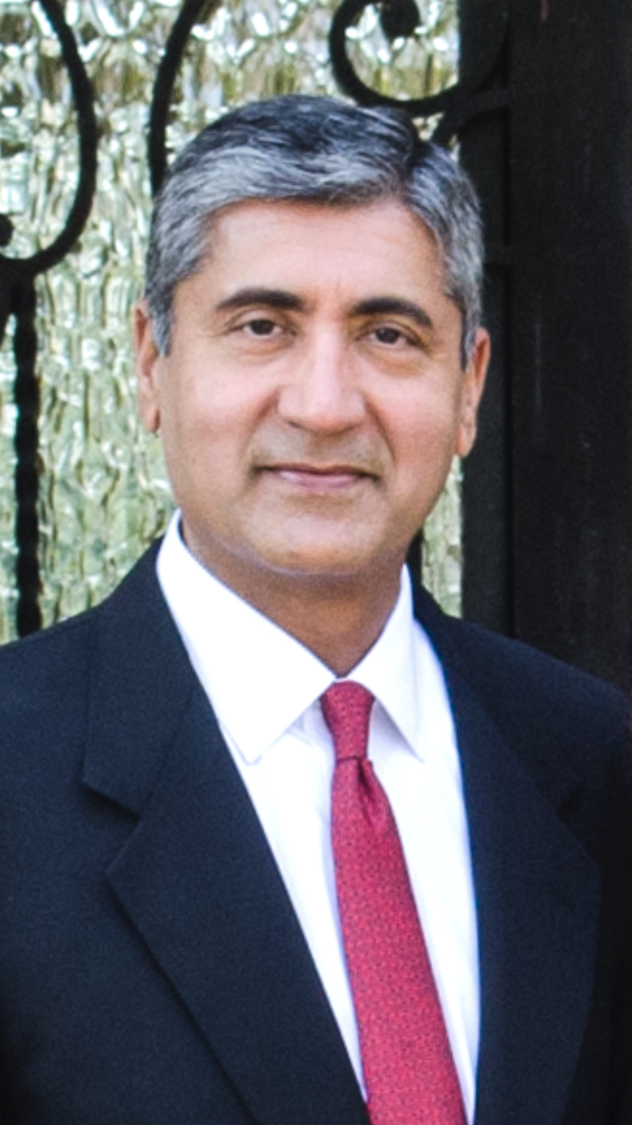 Dr. Arif Khan, MD
