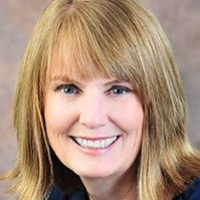 Julie Uhernik, RN