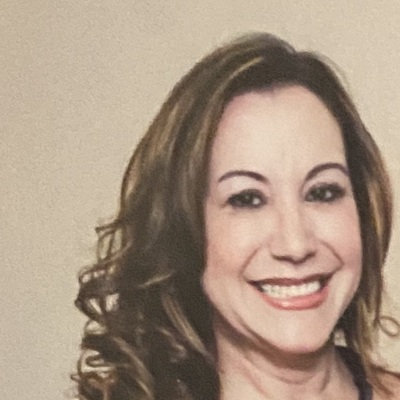 Caridad Castro-Segura, LPC