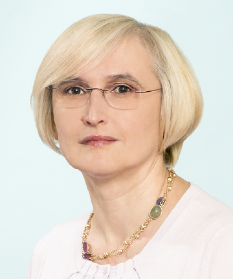 Dr. Anna Kraszewska, MD