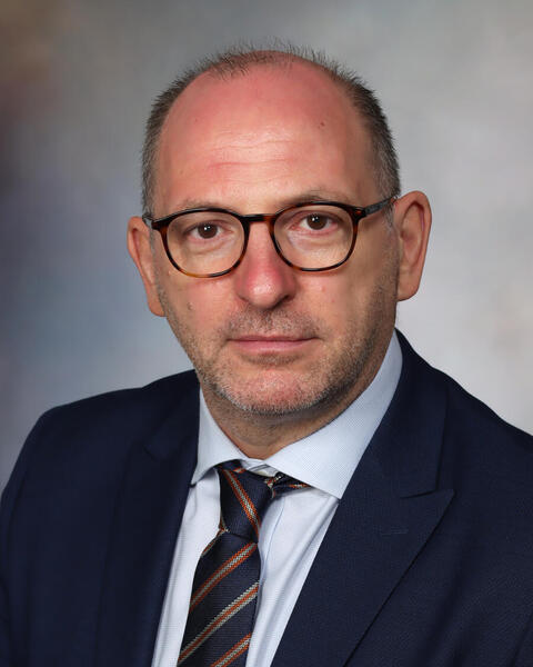 Dr. Enrique Elli, MD