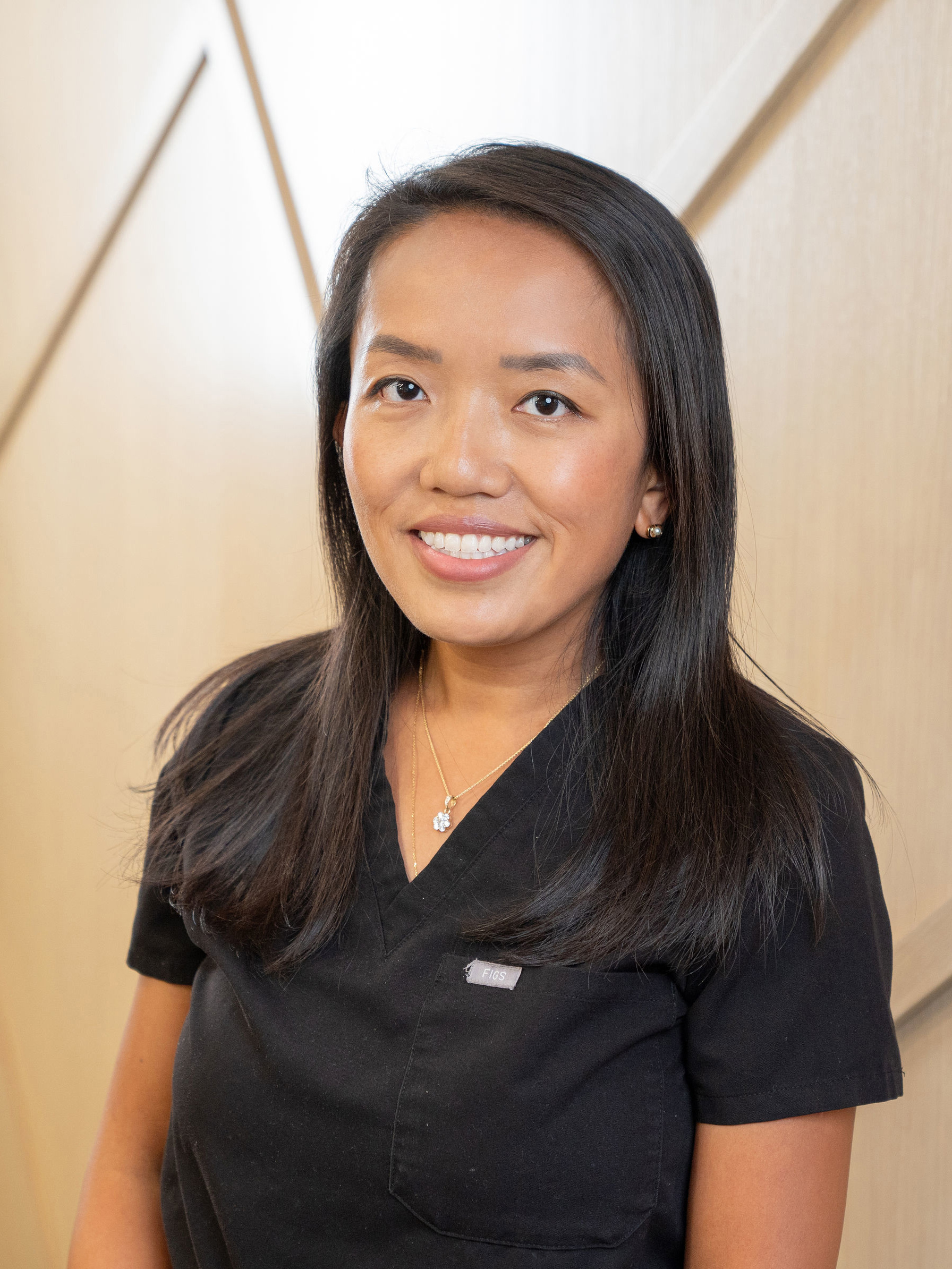 Dr. Lan-Anh Bui, DDS