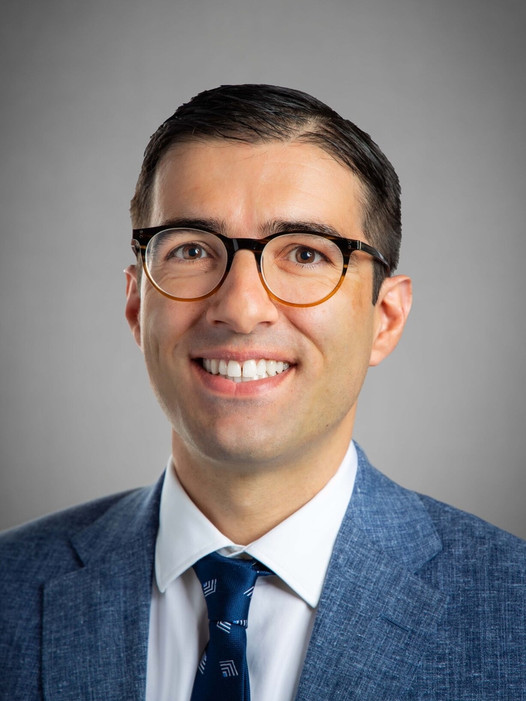 Dr. Erik Beckmann, MD