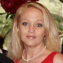 Traci Munden, LCSW