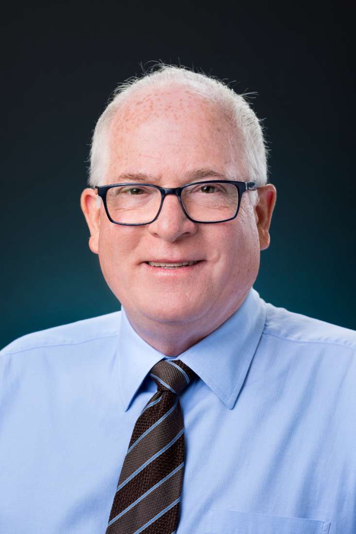 Dr. Les Richards, MD