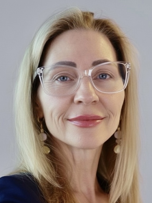 Carolyn Tellez, APN
