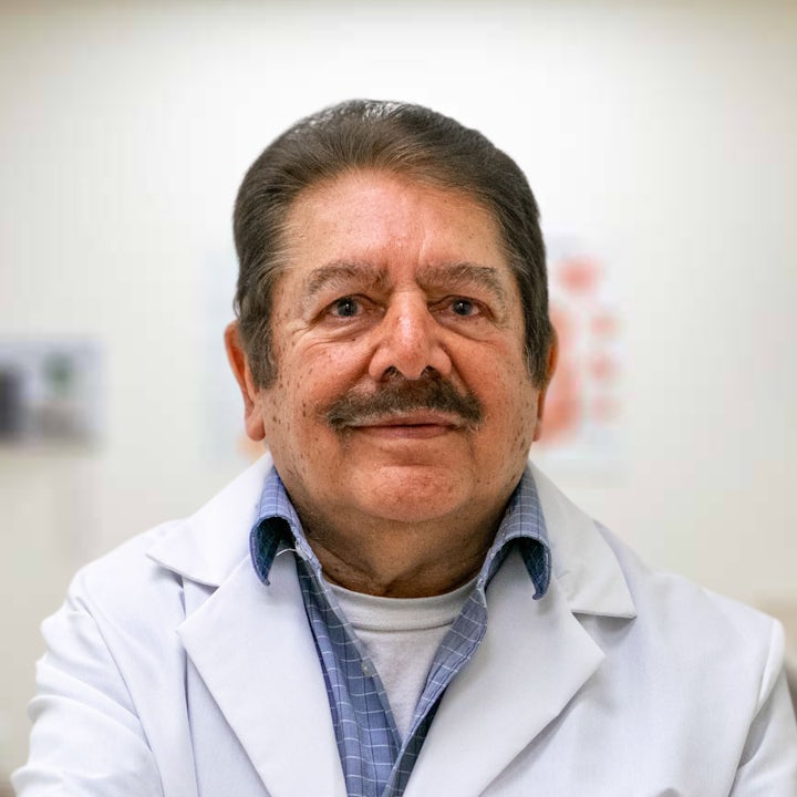 Dr. Rajesh K Sharma, MD, Internist - Waukegan, IL | Sharecare