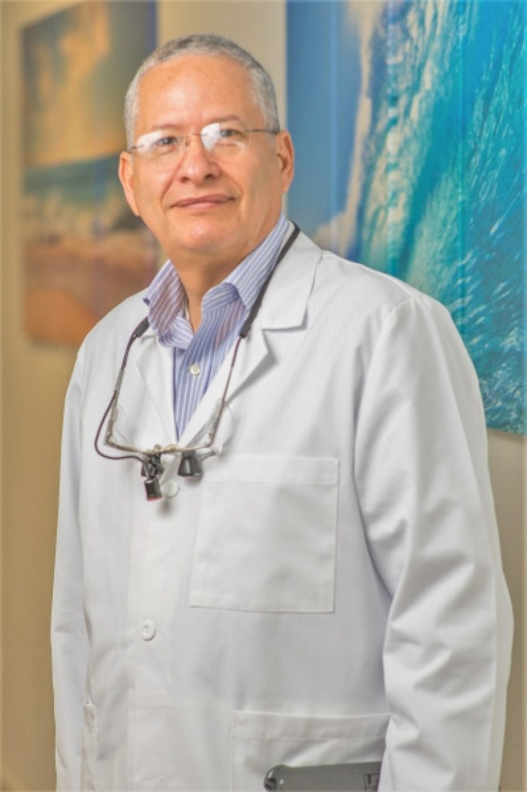 Dr. Raul Perez, DDS