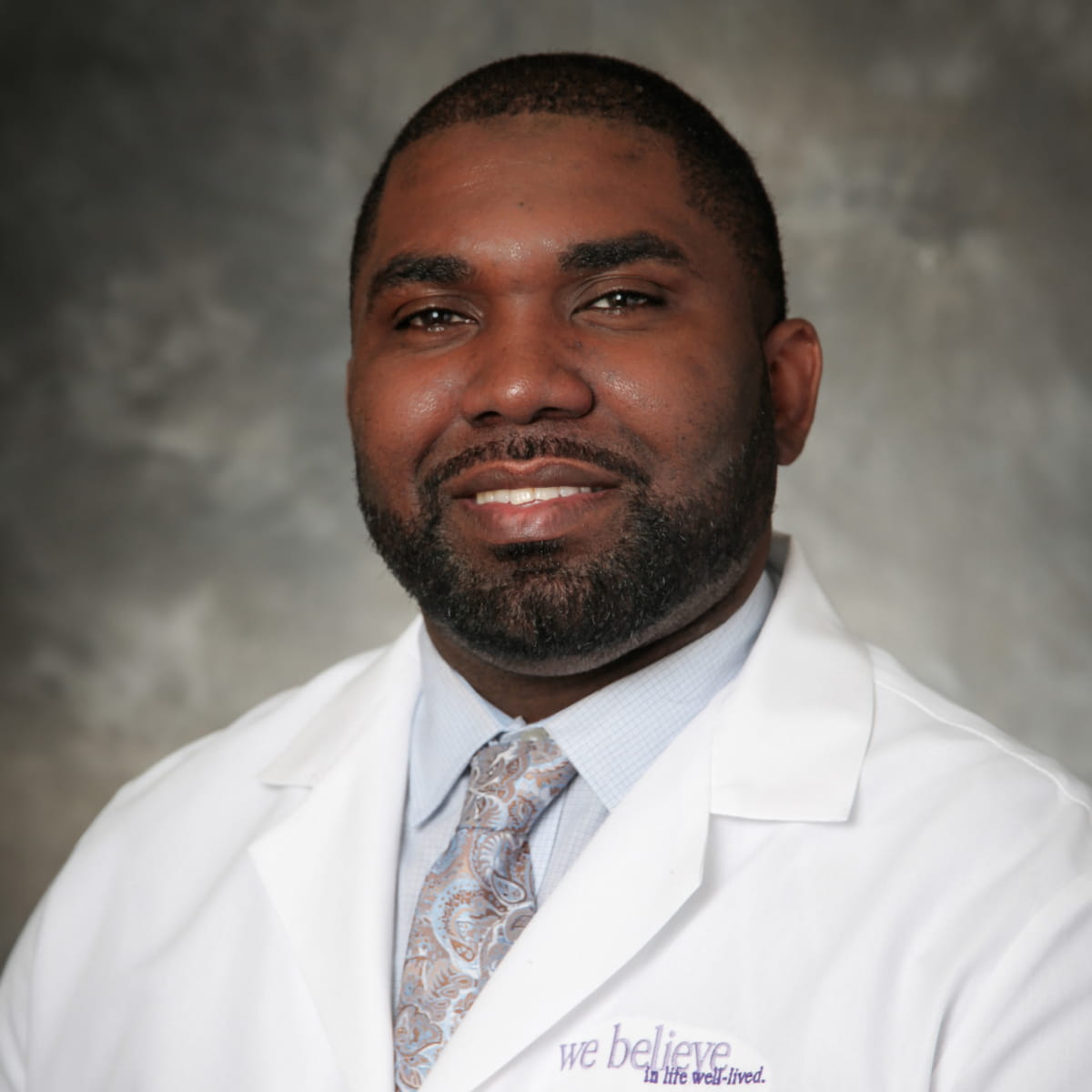 Dr. Odinaka Akunne, MD