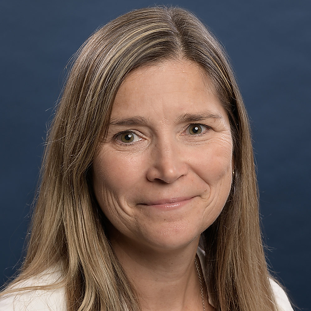 Tonya Tipton, PT