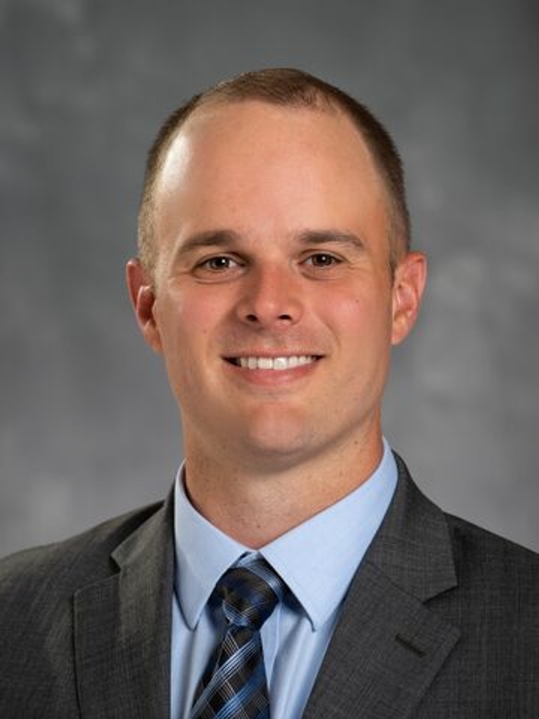Dr. Robert Steffen, MD