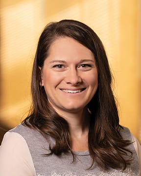 Dr. Jenna Loomis, AuD