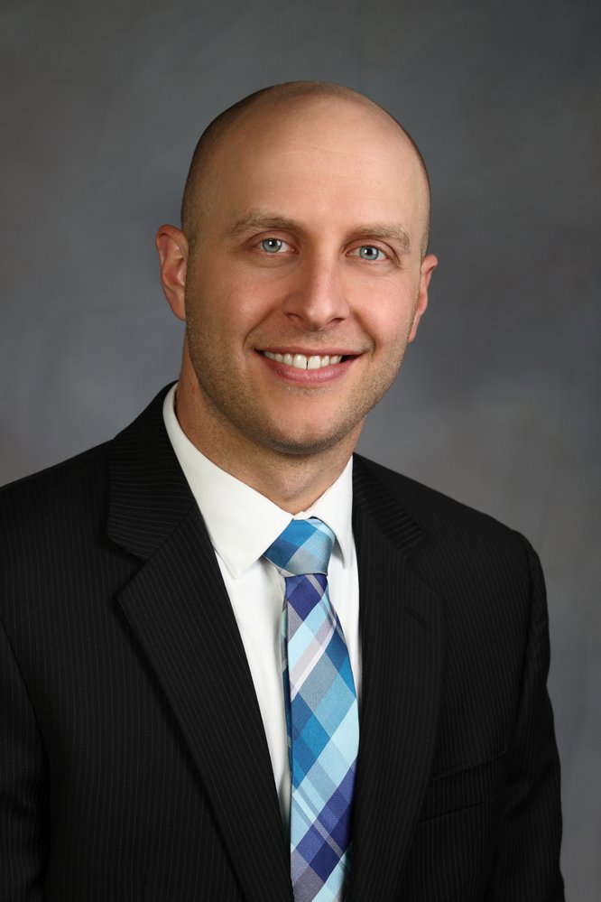 Dr. Benjamin Roth, DO