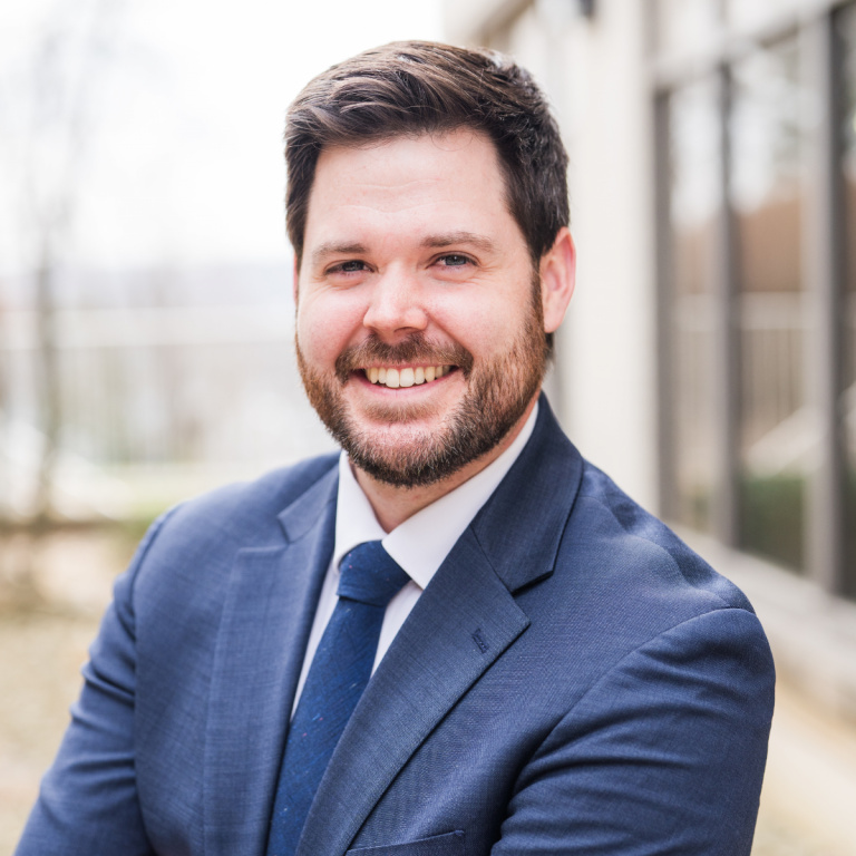 Dr. Travis Denna, MD