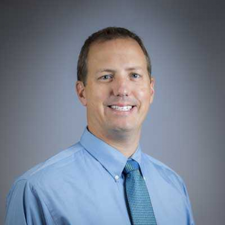 Dr. Robert Michael, MD