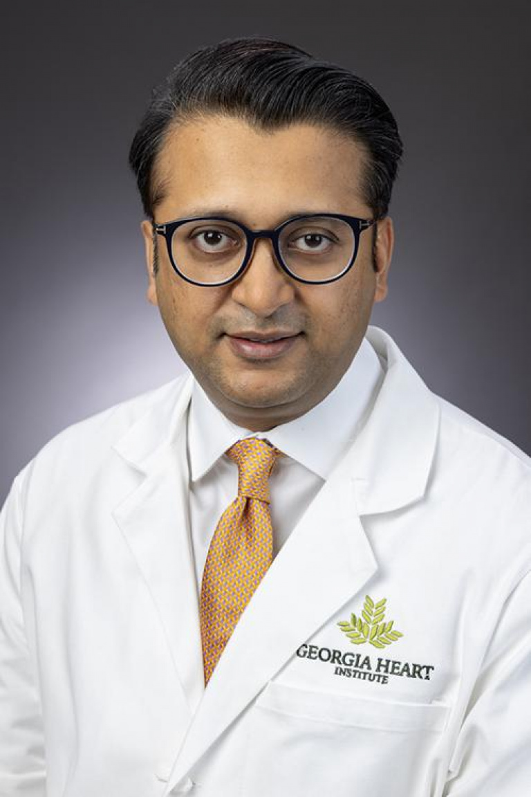 Dr. Rana Tariq, MD