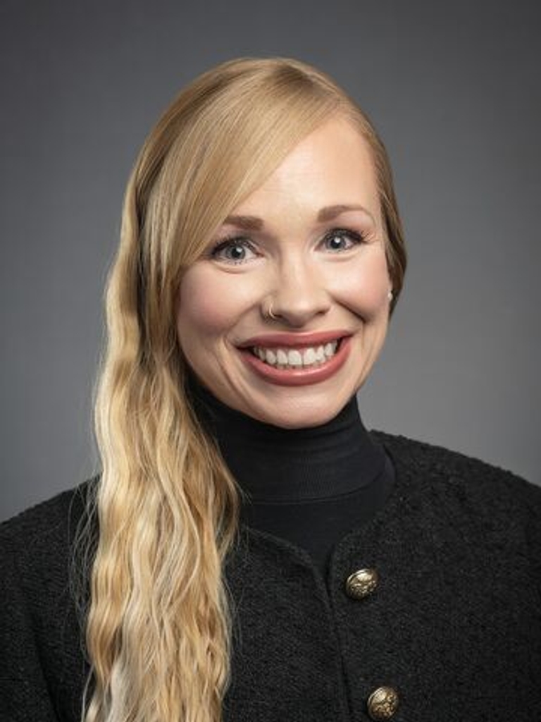 Dr. Lisa Wilke, Psy.D