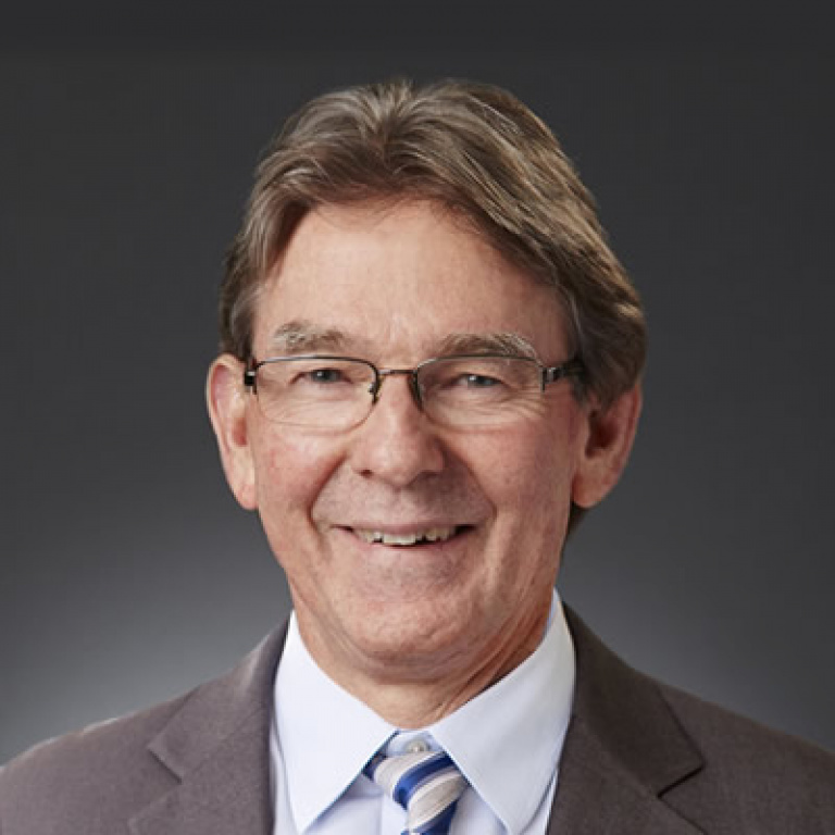 Dr. Warren Lichliter, MD