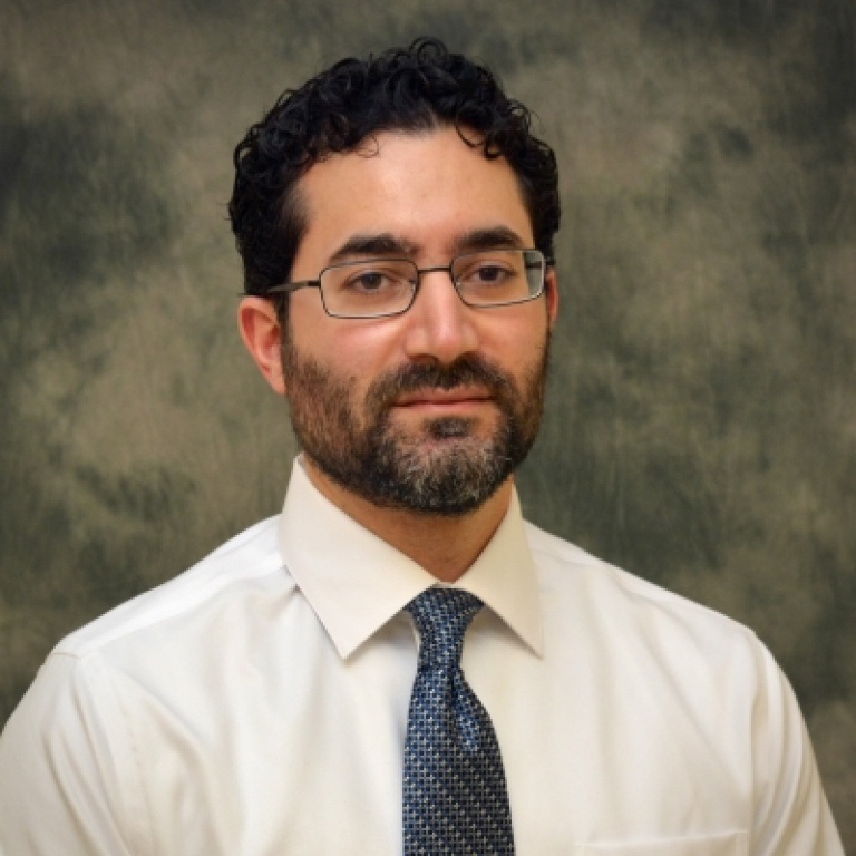 Dr. Omar Akbik, MD