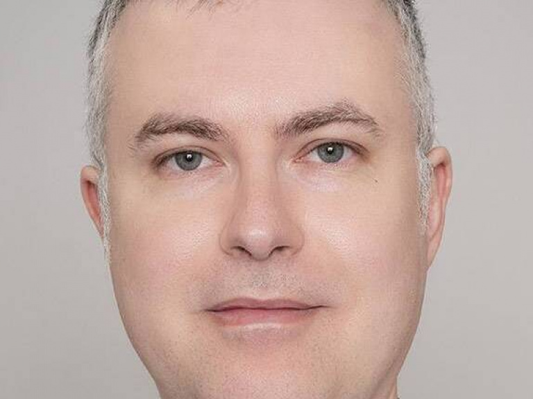 Dr. Robert Fekete, MD