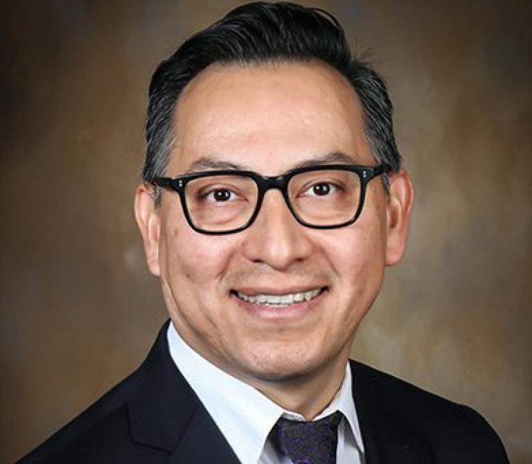 Dr. Gilbert Cadena, MD