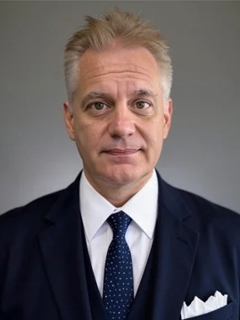 Dr. Warren Henslee, MD