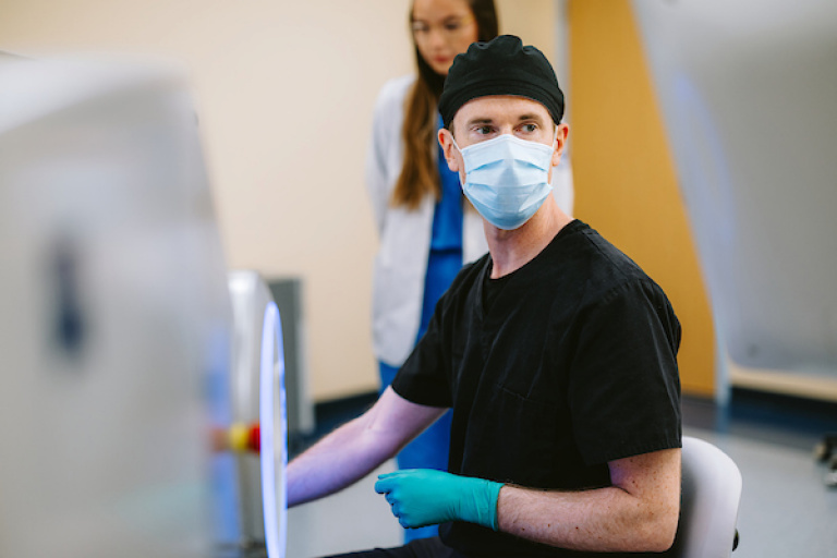 Dr. Robert Fintelmann, MD