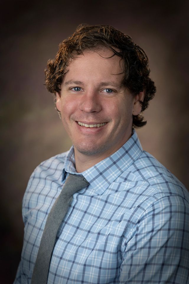 Dr. Ryan Kuefler, MD