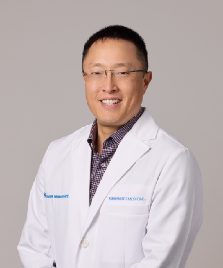 Dr. Earl Lee, DO