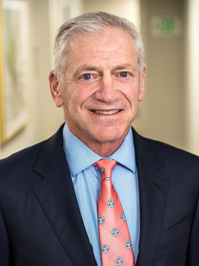 Dr. Gabriel Kind, MD