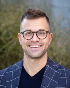 Dr. Daniel O Neill, MD